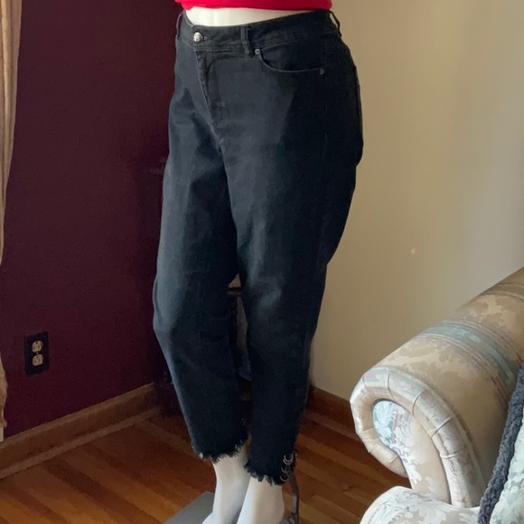 Love and legend black jeans with hoops - Picture 5 of 9